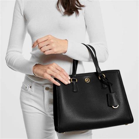 michael kors tasche chantal|Chantal Medium Pebbled Leather Satchel .